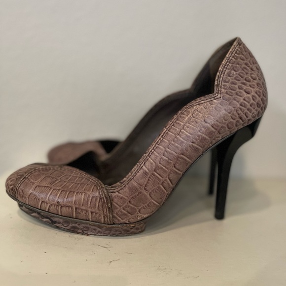 BCBGMAXAZRIA Snake Print Platform Pumps - Picture 5 of 6